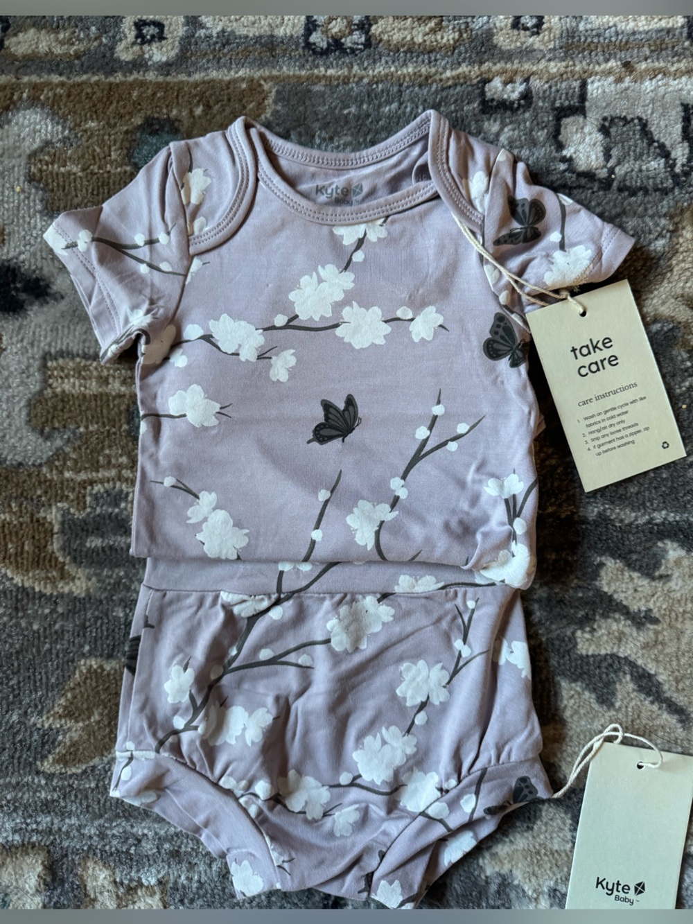 Kyte BABY NWT Cherry Blossom Bodysuit and Bummies Matching Set